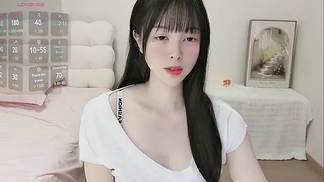 Anna-2005 online show from 04.23.26