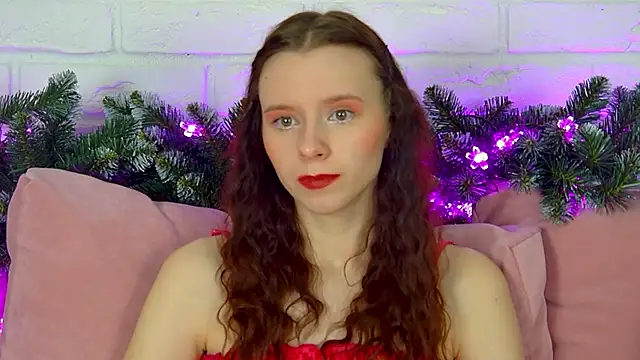 Snapshot of ArinaKubrick chatting on 12.19.25 ArinaKubrick online show from 12.19.25