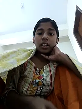 Snapshot of Anal_queen650 chatting on 12.23.25 Anal queen650 online show from 12.23.25