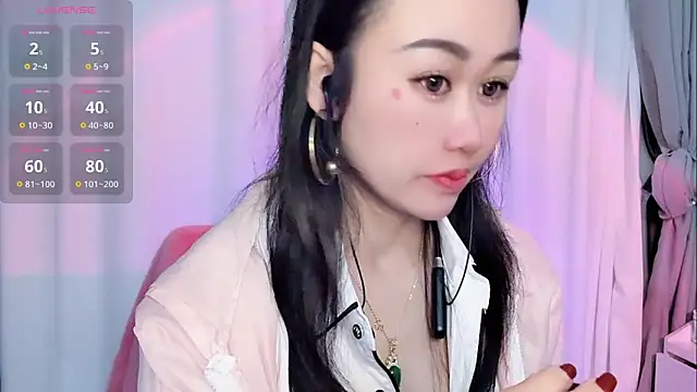 Wenwen-163 online show from 12.14.25