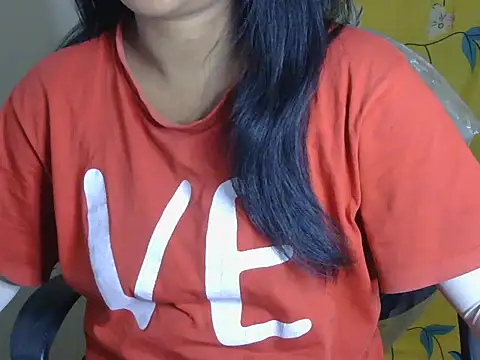 Snapshot of Cristina_love69 chatting on 04.09.26 Cristina love69 online show from 04.09.26