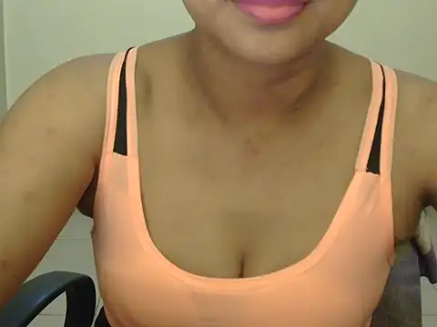 Snapshot of Cristina_love69 chatting on 07.06.26 Cristina love69 online show from 07.06.26