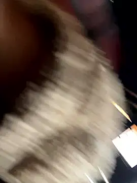 Snapshot of Nika-be chatting on 01.18.26 Nika-be online show from 01.18.26