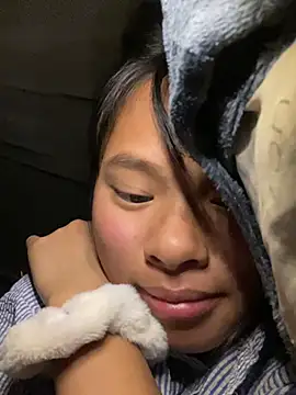 Snapshot of Nika-be chatting on 02.21.26 Nika-be online show from 02.21.26