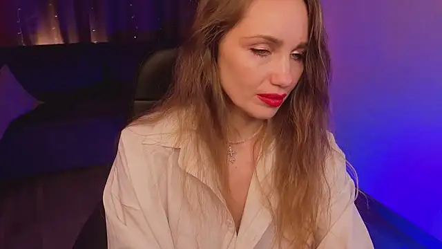 Vivien Star online show from 12.16.25