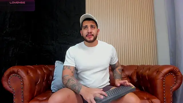 KyleNorth  online show from 04.18.26