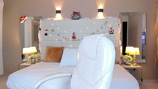 Snapshot of maturexxx_ chatting on 11.29.25 maturexxx online show from 11.29.25