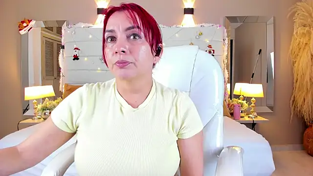 Snapshot of maturexxx_ chatting on 12.01.25 maturexxx online show from 12.01.25