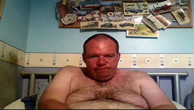 Snapshot of mrhardcock12 chatting on 06.13.26 mrhardcock12 online show from 06.13.26