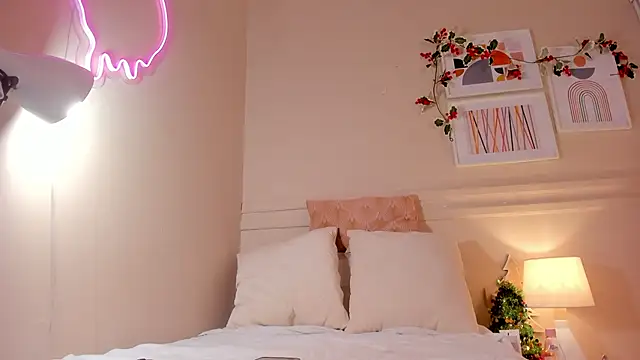  emily  st online show from 12.18.25