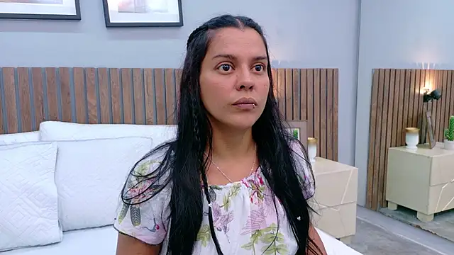 Mia Bellefort online show from 03.18.26