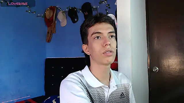 Juan Gomezz26 online show from 05.26.26