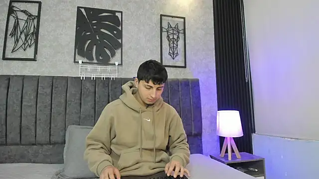 Snapshot of Ambar_Baker_7 chatting on 05.19.26 Ambar Baker 7 online show from 05.19.26