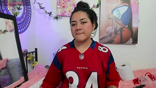 Hanna moore10 online show from 04.14.26