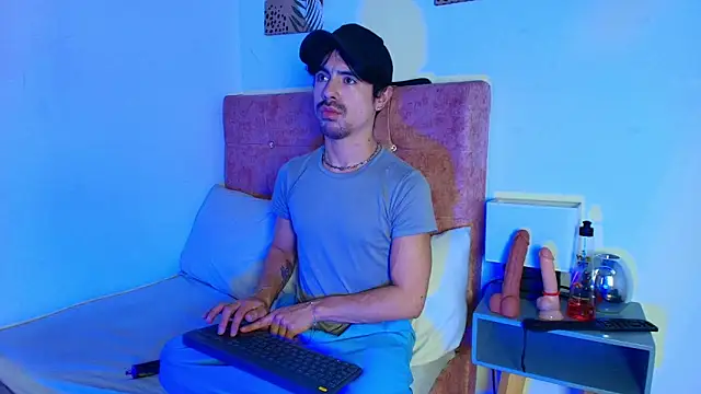 Ethan Briggs online show from 01.07.26