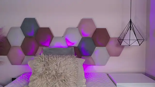 PaulinaSaint online show from 01.16.26