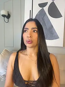 ValeriaTorress  online show from 02.21.26