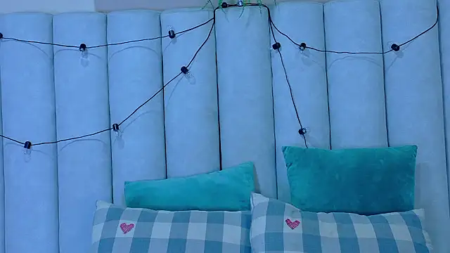 Miia Anderson online show from 03.16.26