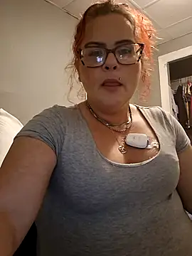 Snapshot of Goddessalizeee chatting on 12.18.25 Goddessalizeee online show from 12.18.25