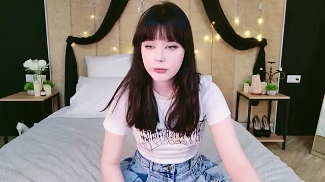 Snapshot of Ariel_Morris chatting on 02.06.26 Ariel Morris online show from 02.06.26