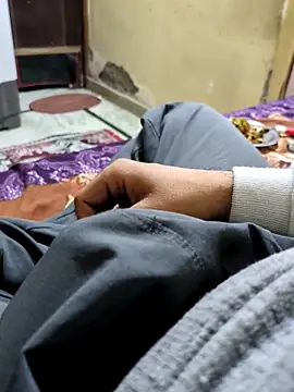 newoneforyo online show from 12.21.25