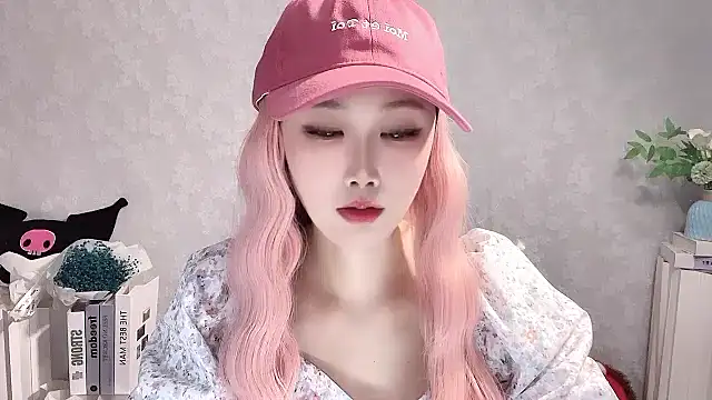 Snapshot of Pinkgirl520 chatting on 04.10.26 Pinkgirl520 online show from 04.10.26