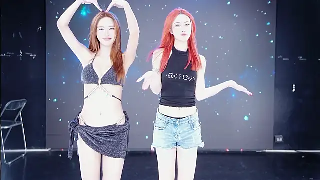 G-Velvet online show from 01.31.26