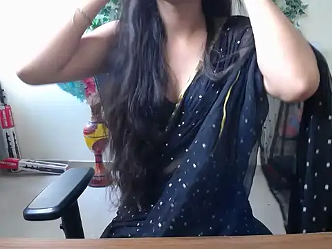 Shy nivi online show from 06.24.26