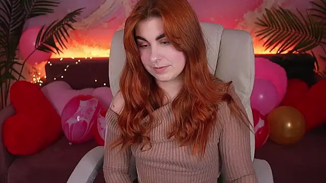 Snapshot of GingerPinky chatting on 02.14.26 GingerPinky online show from 02.14.26