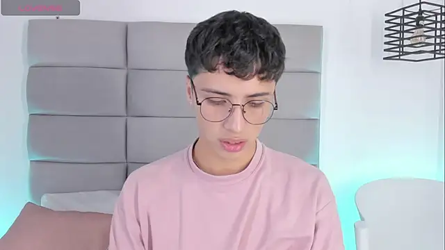 JoshClaarktt online show from 03.31.26