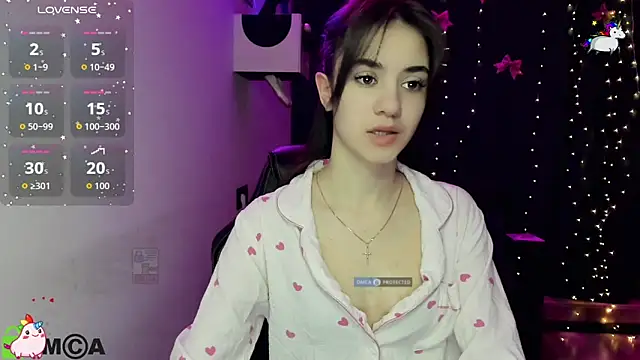 Snapshot of Evangelique chatting on 02.14.26 Evangelique online show from 02.14.26