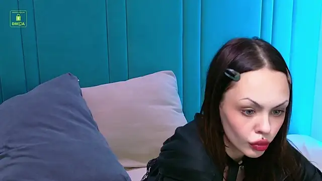 MonicaHoffman online show from 12.17.25