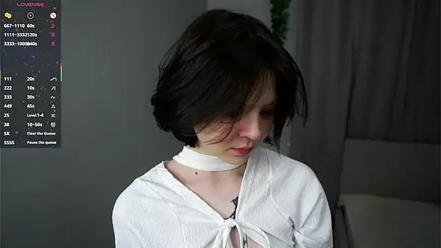 Snapshot of SharylOrbin chatting on 01.13.26 SharylOrbin online show from 01.13.26