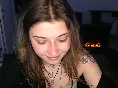 Snapshot of AlienforTwenty chatting on 01.07.26 AlienforTwenty online show from 01.07.26