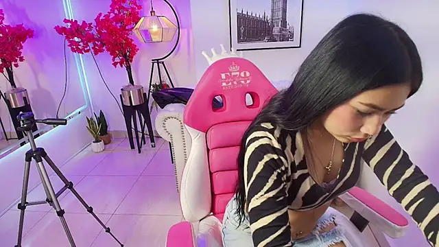 Snapshot of Carolina_cherry chatting on 01.12.26 Carolina cherry online show from 01.12.26