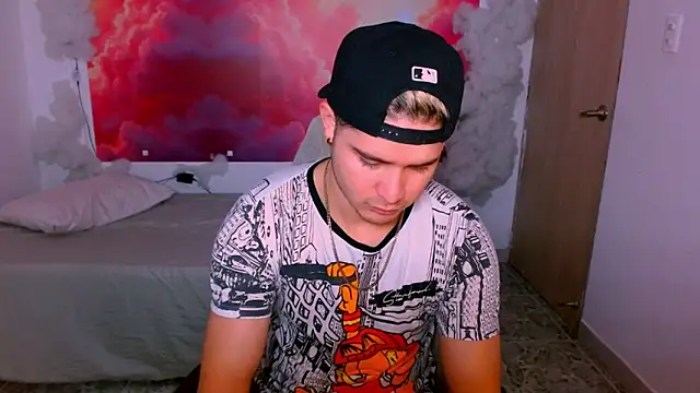 RayanLynxx online show from 12.18.25