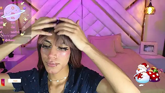 Snapshot of kaivg chatting on 12.14.25 kaivg online show from 12.14.25