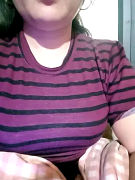 Dianna68 online show from 12.21.25