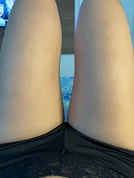 Snapshot of privsloirinha chatting on 03.01.26 privsloirinha online show from 03.01.26