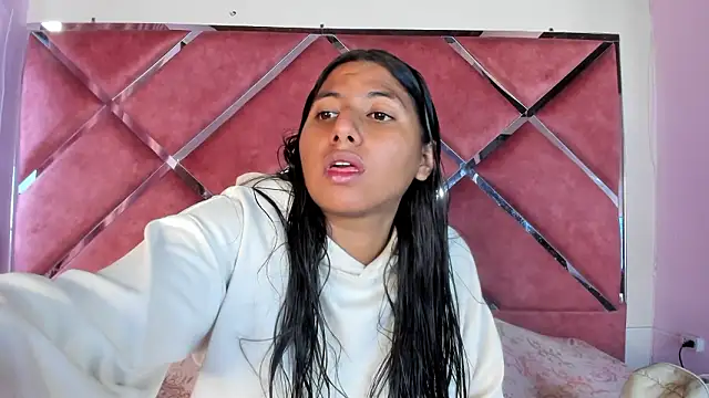 Snapshot of SolTully chatting on 02.24.26 SolTully online show from 02.24.26