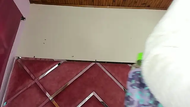 Snapshot of SolTully chatting on 04.06.26 SolTully online show from 04.06.26