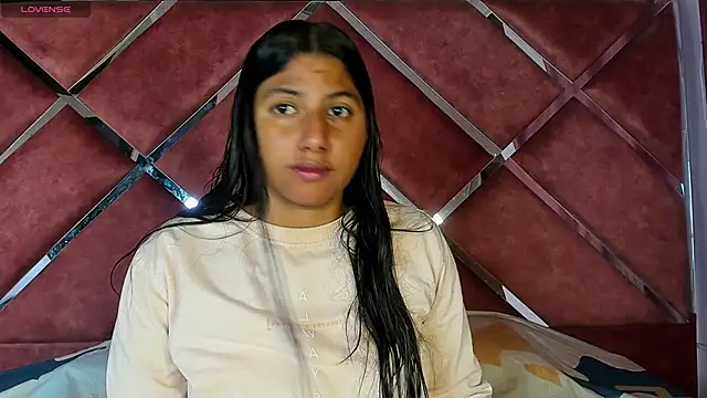 Snapshot of SolTully chatting on 04.16.26 SolTully online show from 04.16.26