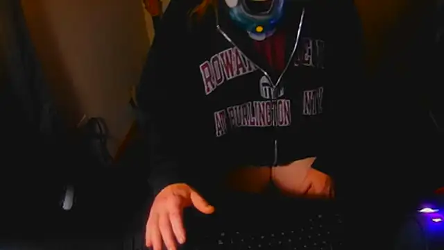 GoodGirlKelly online show from 07.11.26