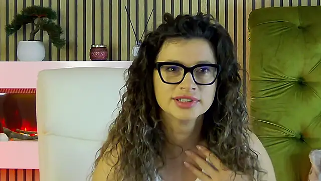 Snapshot of MiraBennet chatting on 01.07.26 MiraBennet online show from 01.07.26