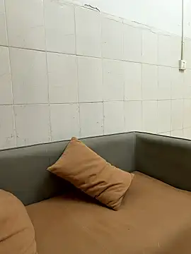 ella-ys online show from 01.06.26