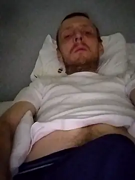 Snapshot of CrookedBunk3527 chatting on 01.08.26 CrookedBunk3527 online show from 01.08.26