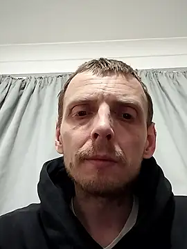 Snapshot of CrookedBunk3527 chatting on 01.11.26 CrookedBunk3527 online show from 01.11.26