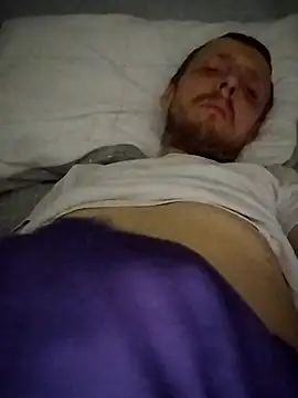 Snapshot of CrookedBunk3527 chatting on 01.12.26 CrookedBunk3527 online show from 01.12.26