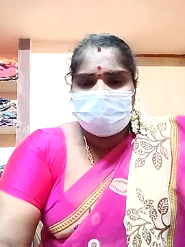 Snapshot of Tamil_Bhuvi69 chatting on 02.20.26 Tamil Bhuvi69 online show from 02.20.26