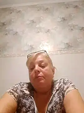 LinaLight88 online show from 12.18.25